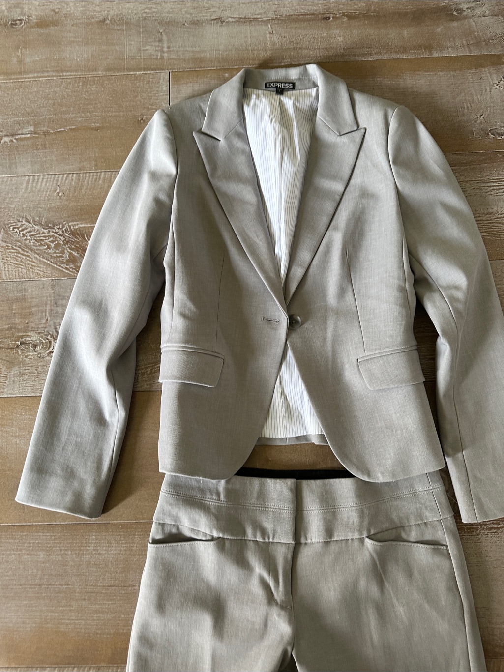 Express Light Gray Women's Two-Piece Tailored Suit